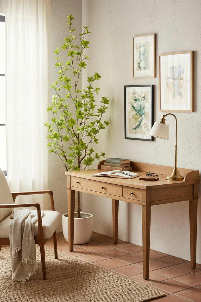 Enkianthus G: with Green Leaves