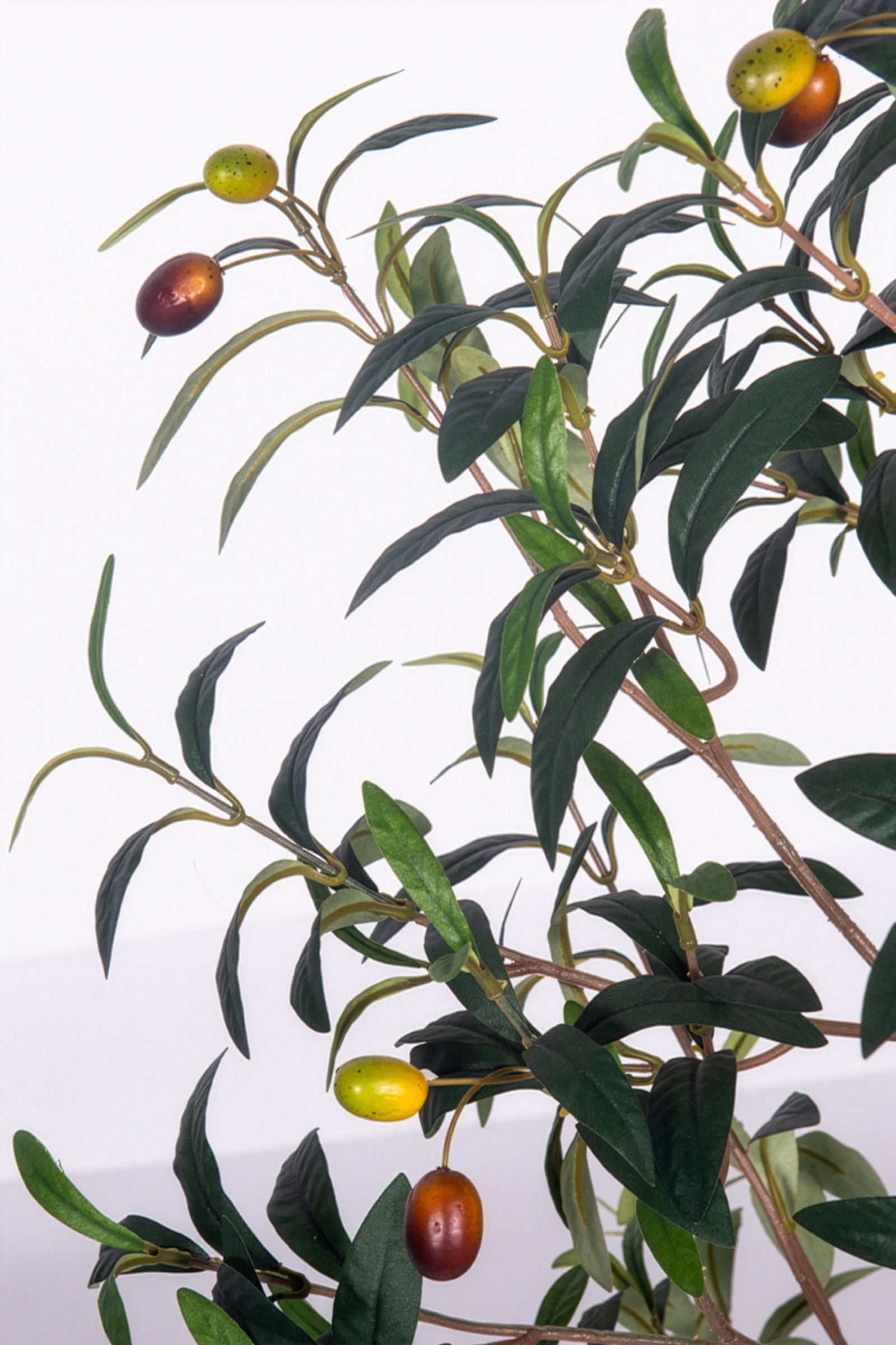 Olive G: Artificial Olive Tree with Decorative Foliage and Colorful Fruits